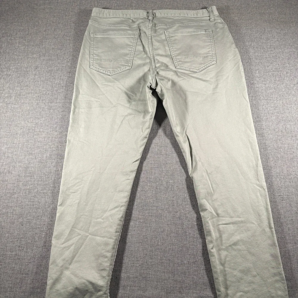 Banana Republic Travel Jean Mens 34x30 (Fits 34x28) Sage Green Athletic Stretch